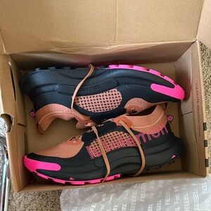 Lululemon Wildfeel Trail Running Shoes